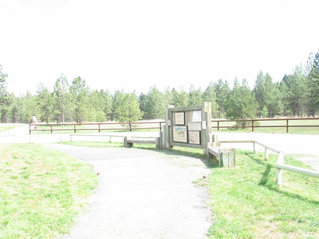 picture showing Information board located at the trailhead is accessible and has information about the trail posted.